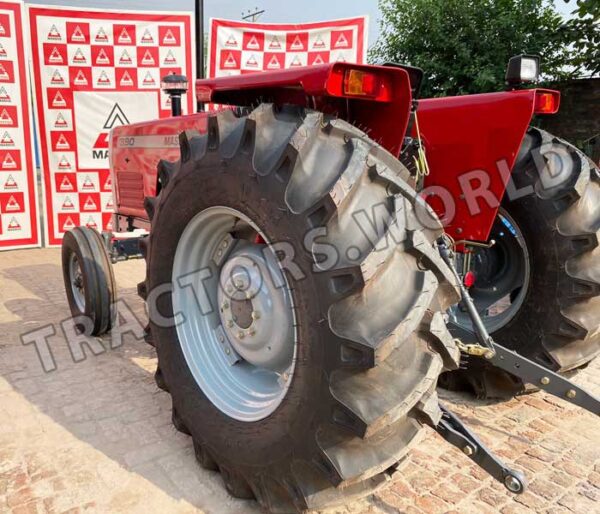 Massive 390 Tractor