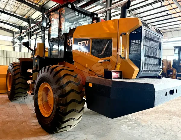 SEM 655F Wheel Loader In Tanzania