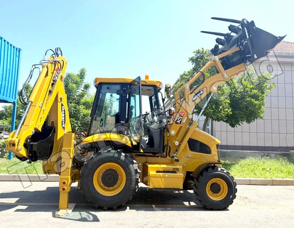 Massive 3CX Side Shift Backhoe Loader In Tanzania