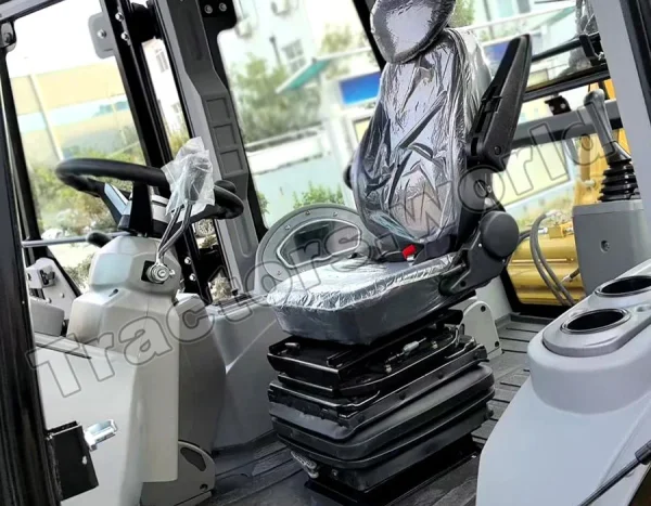 Massive 3CX (Side Shift) Backhoe Loader In Tanzania - Tractors for Sale in Tanzania Massive 3CX (Side Shift) Backhoe Loader In Tanzania