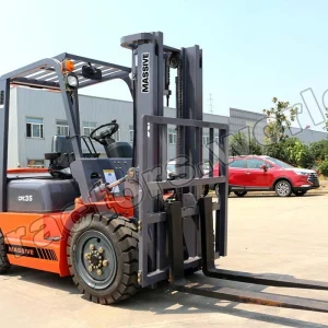 Massive CPCD35 Forklift In Tanzania
