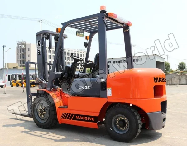 Massive CPCD35 Forklift In Tanzania